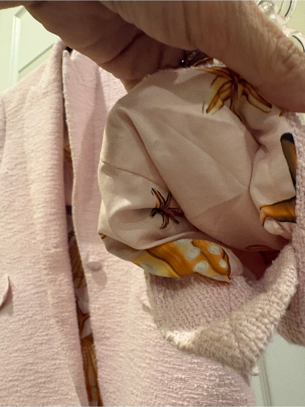 L'AGENCE Cherry Creek Pink Bouclé Single-Button Blazer - Picture 8 of 13